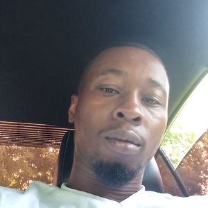 Meet your Posher, Derrick